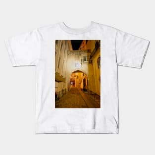 Barbican Gate in Coimbra Kids T-Shirt